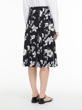 Load image into Gallery viewer, Max Mara Periodi Floral Pleated Cotton Skirt