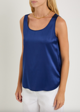 Load image into Gallery viewer, Max Mara Pan Scoop Neck Blue Silk Vest
