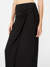 Load image into Gallery viewer, Max Mara BCHAFOSO Black Wrap Jersey Skirt