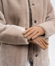 Load image into Gallery viewer, Max Mara Lemma Camel Leather Gloves
