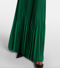Load image into Gallery viewer, Max Mara Timoteo Green Pleated Midi Skirt
