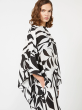 Load image into Gallery viewer, Max Mara BCHTAMBUTO Printed Kimono-cut Silk Blouse
